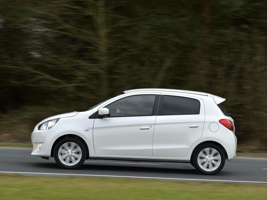  Mitsubishi Mirage 2013 года  (UK) (фото 23 из 31)